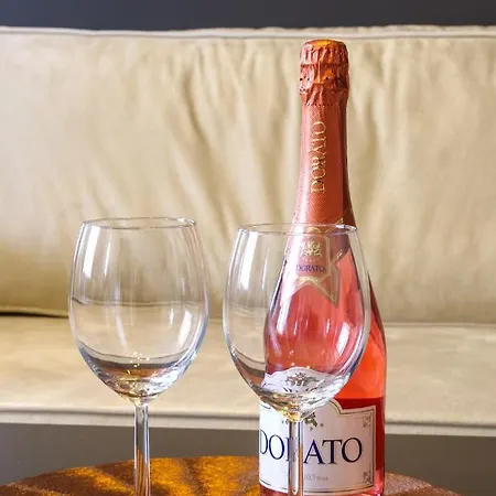 A&j Aparts Appartement *